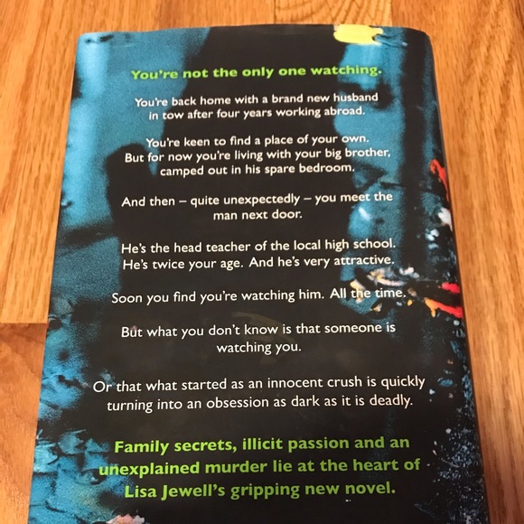 Watching You by Lisa Jewell - like new - Picture 2 of 3